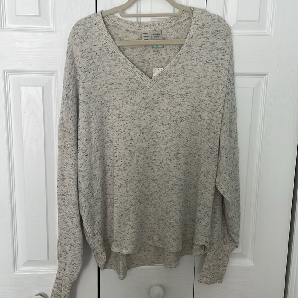 Anthropology Saturday Sunday soft Oatmeal/grey sweater for women size XL. NWT